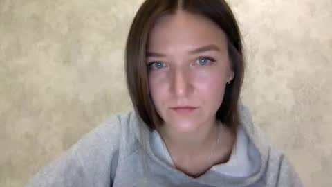 Jesica online show from October 15, 2025, 7:47 pm