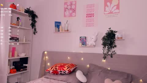 Stella  online show from November 29, 2025, 9:45 am