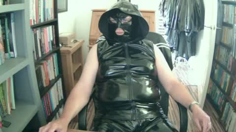 Snapshot of shinygary chatting on July 5, 2026, 1:18 pm Shiny Gary online show from July 5, 2026, 1:18 pm