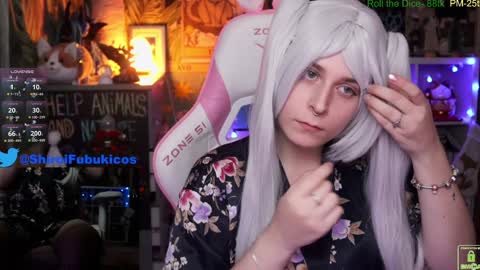 Im Lilu Rosenblum  Guys I have   ----Ill be glad to see you there online show from December 13, 2024, 6:38 pm