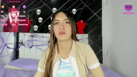 shirleyhott online show from October 24, 2025, 1:40 pm