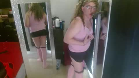 sarah online show from March 24, 2026, 7:41 pm