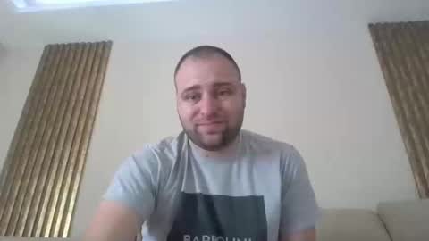 Snapshot of shmele_04 chatting on September 12, 2025, 12:16 pm shmele_04 online show from September 12, 2025, 12:16 pm