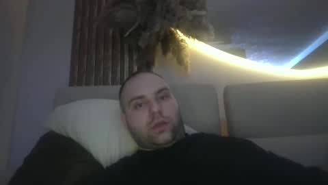 Snapshot of shmele_04 chatting on February 16, 2026, 11:12 pm shmele_04 online show from February 16, 2026, 11:12 pm