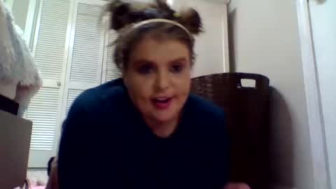 shmooinaround online show from December 24, 2024, 12:22 am