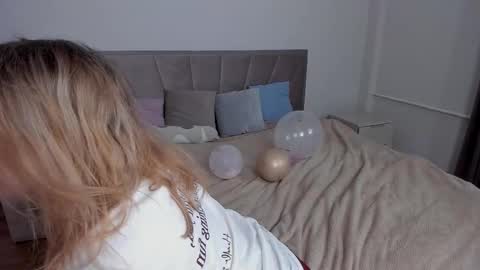 Agatha online show from October 12, 2025, 1:21 pm