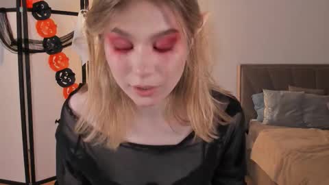 Agatha online show from October 31, 2025, 2:40 pm