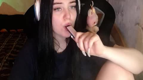 show_for_you online show from December 3, 2025, 6:39 pm