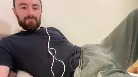 Snapshot of show_jizzness chatting on December 28, 2024, 8:47 pm show_jizzness online show from December 28, 2024, 8:47 pm