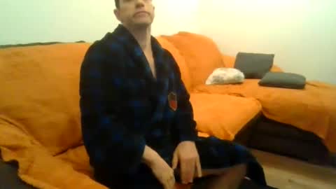 showherenow online show from January 8, 2026, 6:26 am