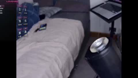 showofjay online show from December 8, 2024, 4:14 am