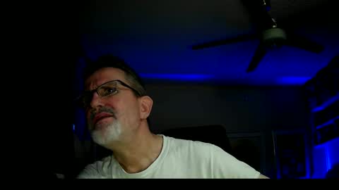 shrewtamer online show from March 11, 2025, 3:37 am