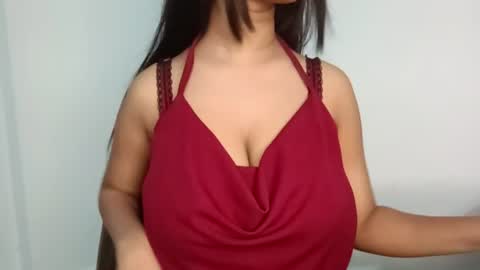 shreya_07 online show from June 7, 2026, 7:17 pm
