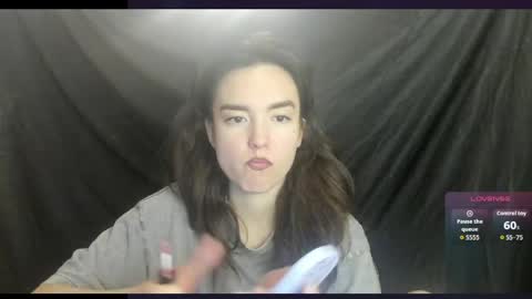 shtuchka2000 online show from April 25, 2026, 4:26 pm