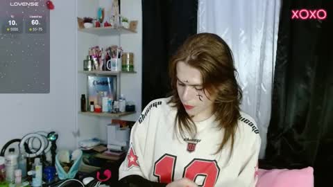 Snapshot of shun_sun chatting on December 16, 2024, 3:19 am Shun White online show from December 16, 2024, 3:19 am
