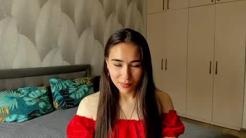 Snapshot of shy_bambiii chatting on July 22, 2026, 4:26 am Mika online show from July 22, 2026, 4:26 am