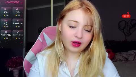 Molly online show from February 20, 2025, 12:08 am