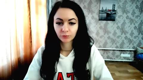 shy_cat_candy online show from October 24, 2025, 11:17 am