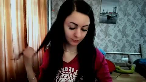 shy_cat_candy online show from May 1, 2026, 9:58 am