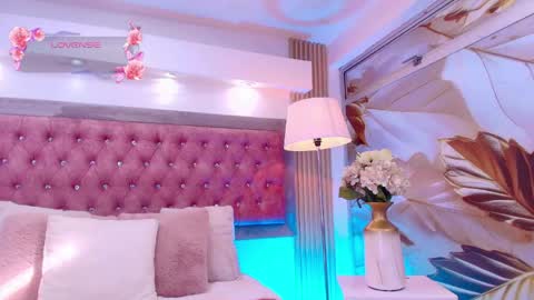 cherry online show from April 12, 2026, 12:43 pm