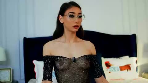 Snapshot of shy_eveline chatting on June 23, 2026, 4:10 am shy_eveline online show from June 23, 2026, 4:10 am