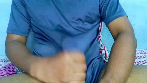 shyeyes online show from January 21, 2025, 3:10 pm