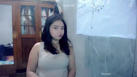 shy_innocent_girl online show from June 16, 2026, 4:48 am