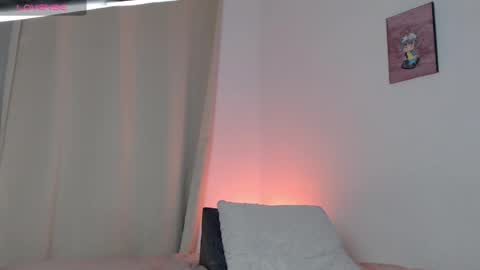 Kloe online show from April 14, 2026, 6:08 am