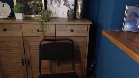 shy_lil online show from September 15, 2025, 6:24 am