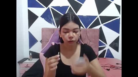 luna online show from October 7, 2025, 12:35 pm