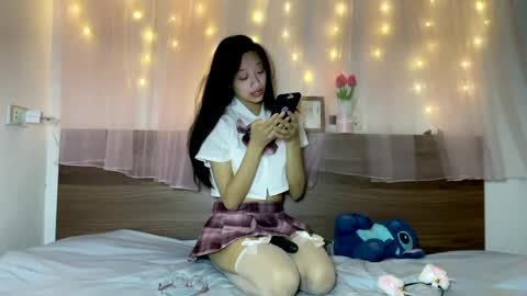 Snapshot of shy_pink_doll chatting on June 8, 2026, 3:12 pm shy_pink_doll online show from June 8, 2026, 3:12 pm