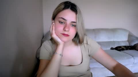 Snapshot of shy_sabrina_ chatting on May 25, 2026, 2:23 pm shy_sabrina_ online show from May 25, 2026, 2:23 pm