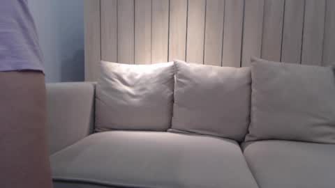 shy_schoolgirl_ online show from January 29, 2025, 7:43 pm