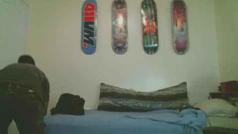 shyboyhugecum2020 online show from September 21, 2025, 2:35 am