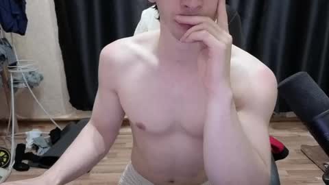 Snapshot of shydarkof60 chatting on May 19, 2026, 5:14 am Georgiy online show from May 19, 2026, 5:14 am