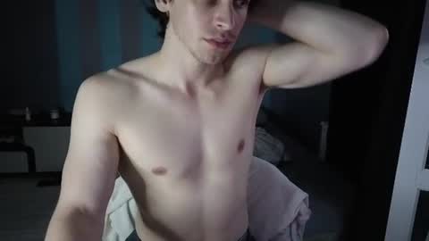 Snapshot of shydarkof60 chatting on June 19, 2026, 5:39 pm Georgiy online show from June 19, 2026, 5:39 pm
