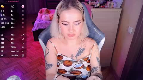 Effie online show from December 18, 2024, 7:08 pm