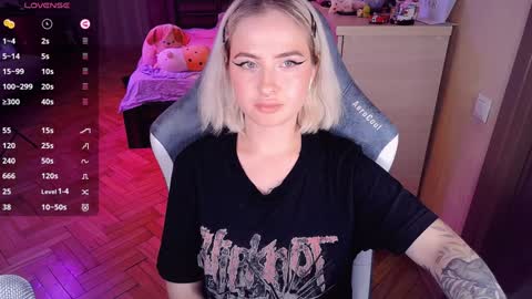 Effie online show from December 18, 2024, 10:24 pm