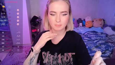 Effie online show from February 10, 2025, 9:58 pm