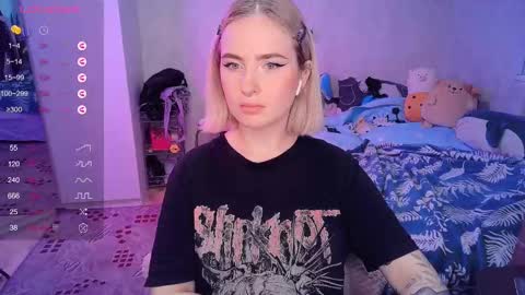 Effie online show from February 13, 2025, 12:11 pm