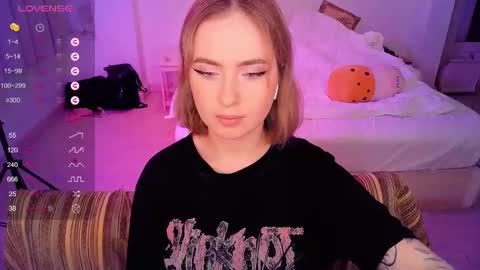 Effie online show from March 6, 2025, 11:03 am