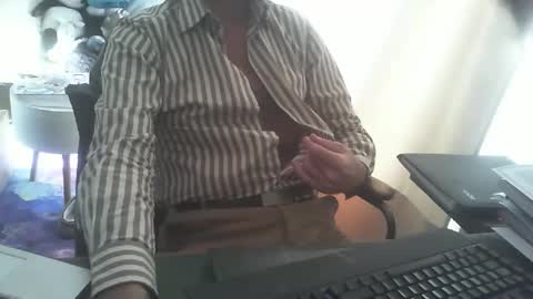 Snapshot of shyfrenchcock chatting on November 26, 2025, 9:54 am shyfrenchcock online show from November 26, 2025, 9:54 am