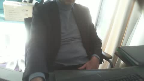 Snapshot of shyfrenchcock chatting on January 8, 2026, 10:17 am shyfrenchcock online show from January 8, 2026, 10:17 am