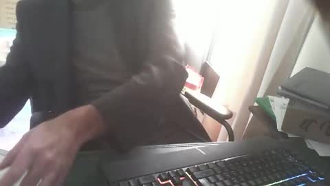 Snapshot of shyfrenchcock chatting on January 13, 2026, 1:27 pm shyfrenchcock online show from January 13, 2026, 1:27 pm