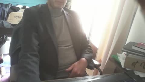 Snapshot of shyfrenchcock chatting on January 15, 2026, 1:37 pm shyfrenchcock online show from January 15, 2026, 1:37 pm