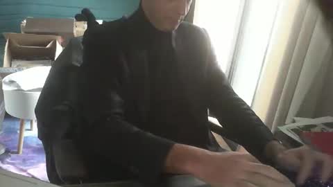 Snapshot of shyfrenchcock chatting on February 10, 2026, 3:05 pm shyfrenchcock online show from February 10, 2026, 3:05 pm