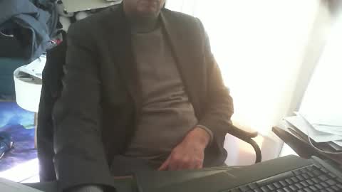 Snapshot of shyfrenchcock chatting on March 16, 2026, 8:29 am shyfrenchcock online show from March 16, 2026, 8:29 am