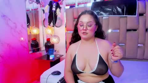 Snapshot of shylysweet chatting on October 23, 2025, 5:18 am Shyly online show from October 23, 2025, 5:18 am