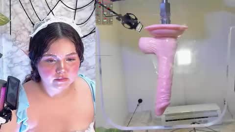 Snapshot of shylysweet chatting on October 30, 2025, 5:20 am Shyly online show from October 30, 2025, 5:20 am