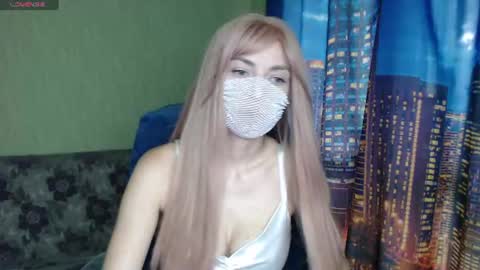 Snapshot of shynesssophie chatting on July 4, 2026, 7:03 am Sophie 3 online show from July 4, 2026, 7:03 am